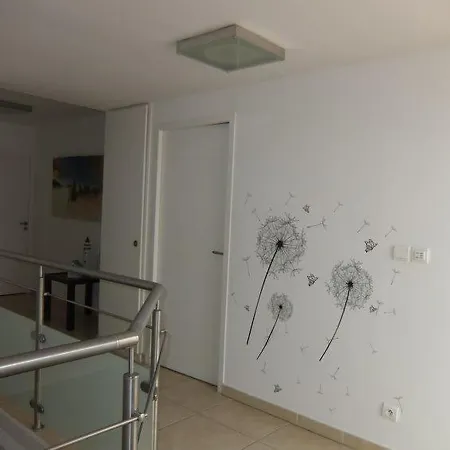 Le Cap D'agde Sleeps 6 Air Con Wifi Агд