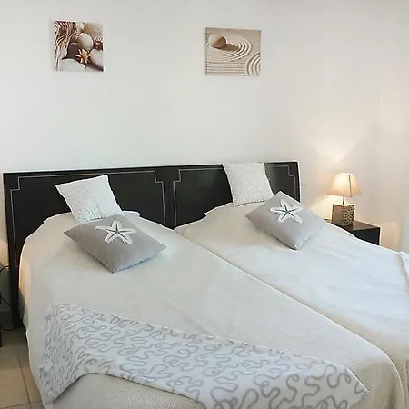 Le Cap D'agde Sleeps 6 Air Con Wifi Дом отдыха Агд